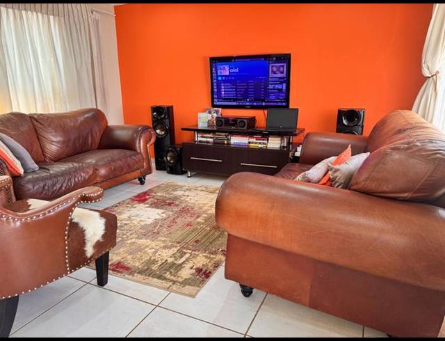 11 BEDROOM HOUSE FOR SALE IN DOBSONVILLE
